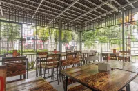 RedDoorz at Jalan Babepalar Rike Manado Hoteles en Wanea