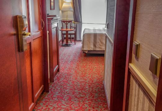 아드리아 호텔 프라하