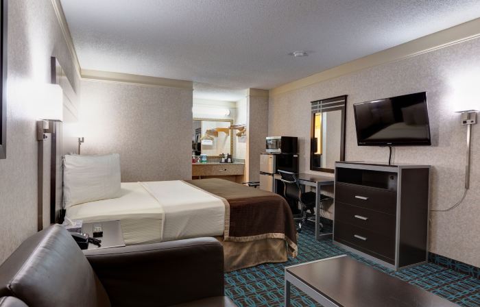 Deluxe Inn - Fayetteville I-95
