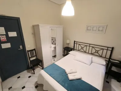 Pension Perez Montilla Các khách sạn gần Real Alcázar de Sevilla
