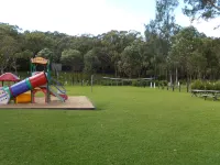 Middle Rock Holiday Resort Anna Bay Hotels in Salamander Bay
