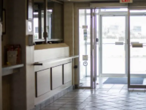 The Wilshire Inn Hotels in Claresholm