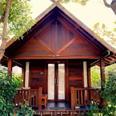 D'Padang Hotels near Padang Padang