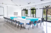 聖託里尼基馬海灘度假村酒店 - 宠物友好
