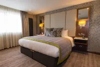 The Valley Hotel & Carriage Gardens - 3-Star