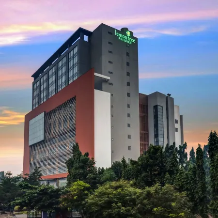 Lemon Tree Premier, Bhubaneswar Отели в г. Бхубанешвар