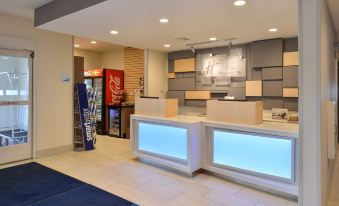 Holiday Inn Express & Suites Stevens Point