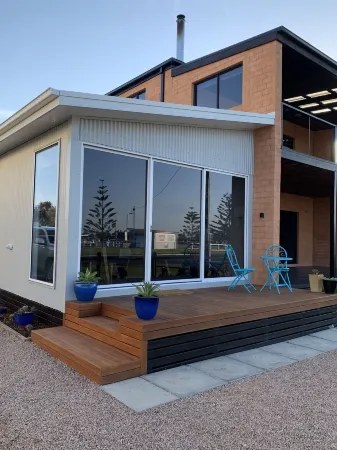 Boat Harbour Jetty B&B Отели в г. Яррам