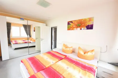 Haus Shiralee - Das Ferienhaus Warnemünde Отели в г. Варнемюнде