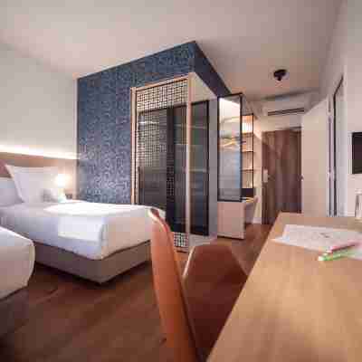 Paxton Paris MLV Rooms