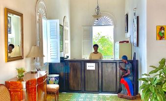 Manoir Adriana Hotel - Housity