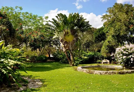 Hacienda San Francisco Tzacalha Отели в г. Синанче