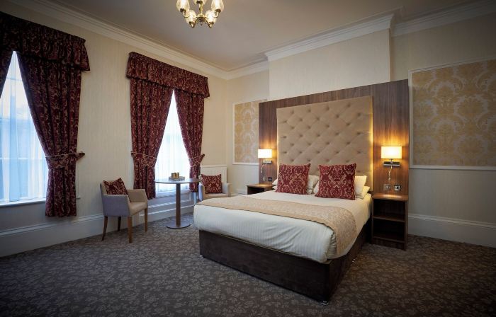 Kingston Theatre Hotel