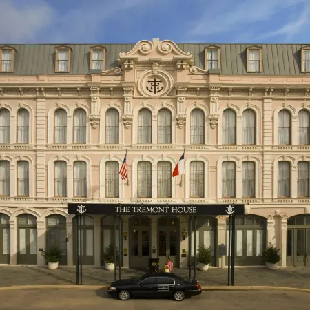 The Tremont House, Galveston, a Tribute Portfolio Hotel Отели рядом с достопримечательностью «Ocean Star Offshore Drilling Rig & Museum»