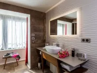 Hôtel & Restaurant Sodade Hotels in Cantal