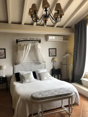 Entre Vignes et Dentelles Hotels in Vacqueyras