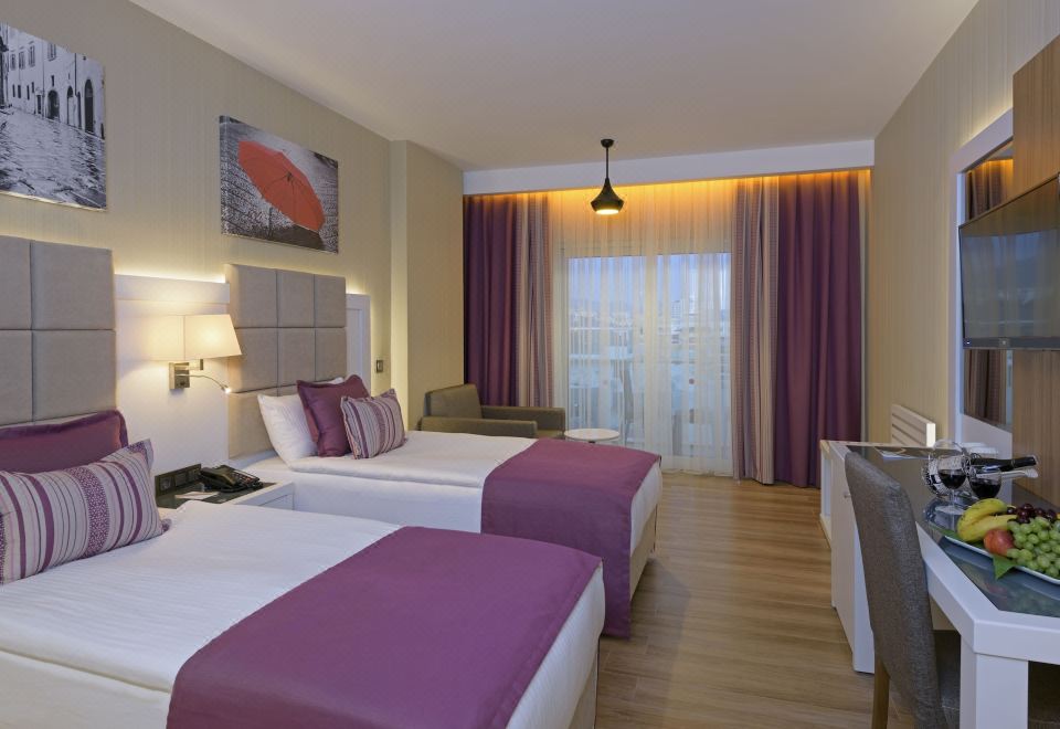 Lou Lou'a Beach Resort Over view