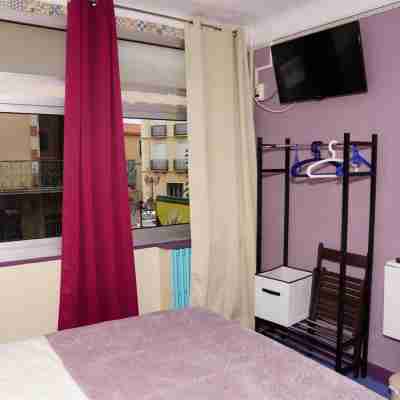 Hotel le Richelieu Rooms