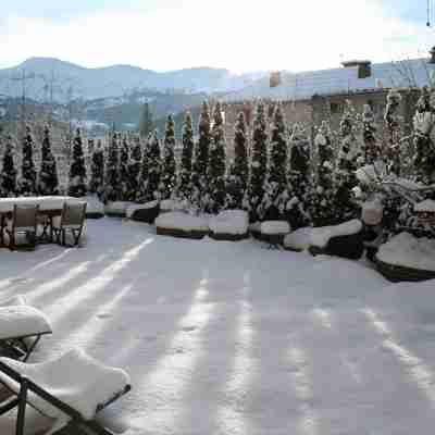 Hotel Spa Azteca Barcelonnette Hotel Exterior