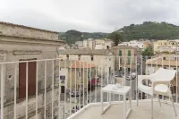 特羅佩亞聯排別墅 - 山景
