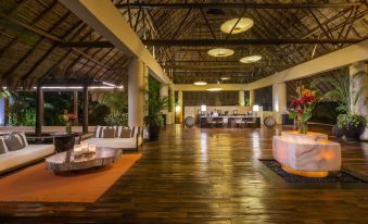 Blue Diamond Luxury Boutique Hotel