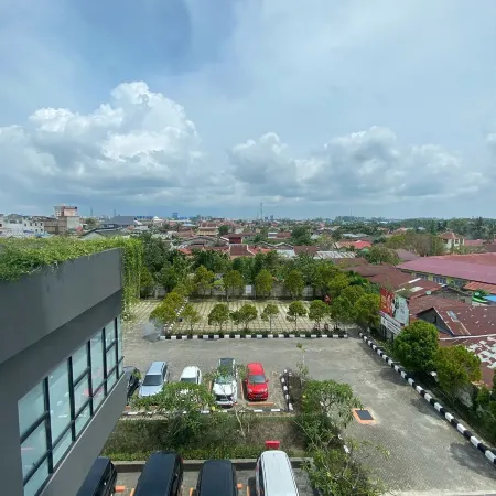 The Zuri Dumai