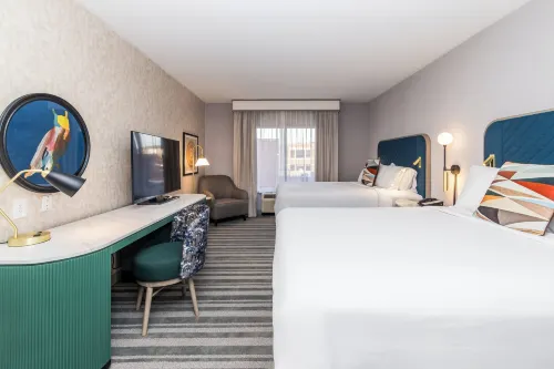 voco THE CLAIR CINCINNATI DOWNTOWN by IHG - Quầy bar