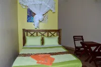 Mak Cottages Hotels in Matugga