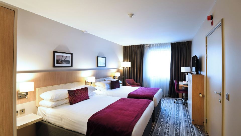 Lancaster Hotel