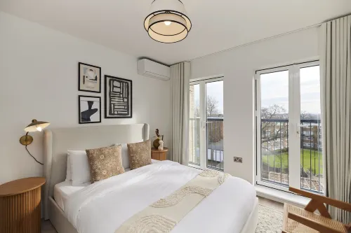 The Wembley Park Corner - Classy 2Bdr Flat with Balcony