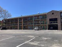 Gold Suites Rentals - Pools