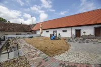 Penzion Grasel Hotels in Jaromerice nad Rokytnou