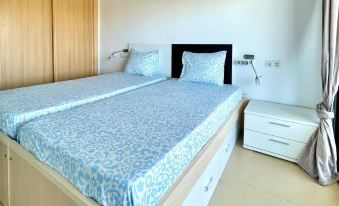 Apartment in Roquetas Near the Beach