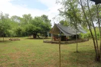 Dev's Campground Hotels in Moneragala