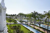 Riu Palace Riviera Maya - All Inclusive - Pool