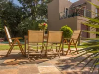Moonflower Cottages Hotels near Johannesburg Zoo