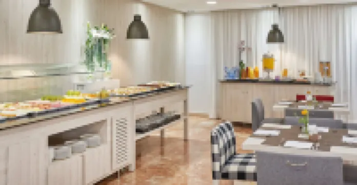 Hotel NH Córdoba Califa