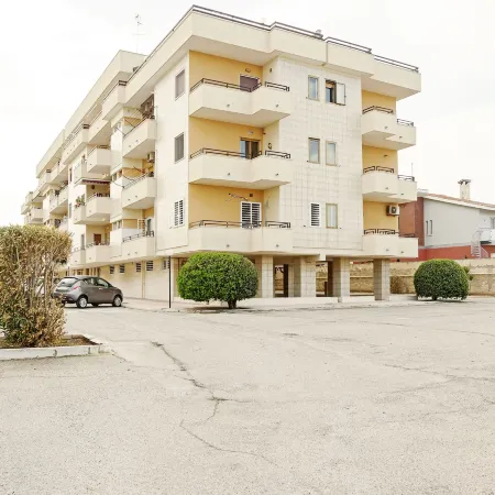 GuestHost - Bari Airport Seaview Apartment