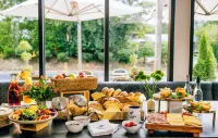 All-Movie Hotel Hotels in Peachtree City