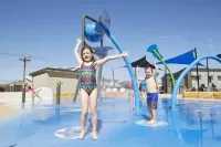 Nrma Victor Harbor Beachfront Holiday Park - Pools