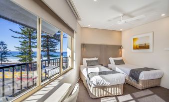 Manly Paradise Motel & Apartments