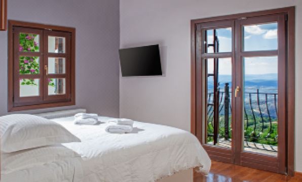 Erofili Hotel & Suites