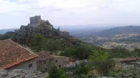 Apartamentos & Casa Rural Boada Con Jardin Interior y Barbacoa