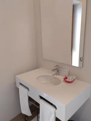 호텔 앙트레레일르