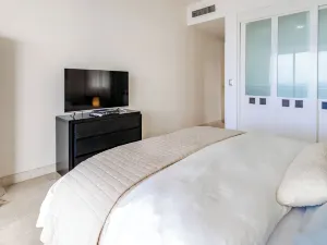 Watermark Luxury Oceanfront Residences