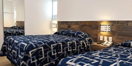 Opportunity León Отели рядом с достопримечательностью «Expiatory Sanctuary of the Sacred Heart of Jesus»