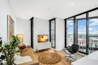 FV Iconic Designer Apt, Parking, Near CBD Qfv147-14 Hotels in Fortitude Valley