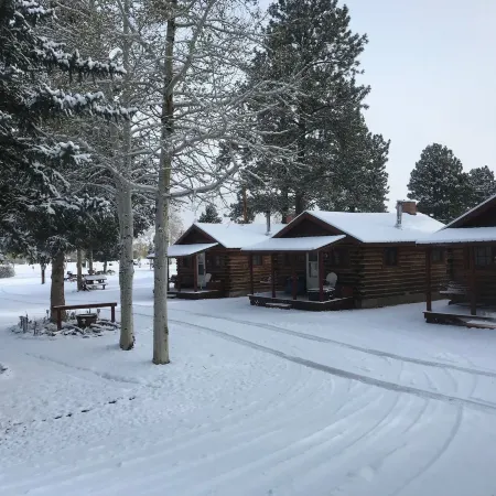 Grandview Cabins & RV Resort