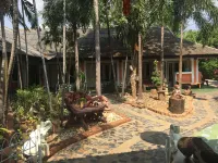 Sam's House Kanchanaburi Hotels in Kanchanaburi