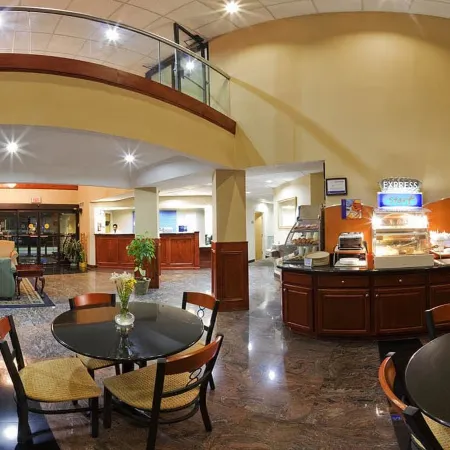 Holiday Inn Express & Suites LAWRENCEVILLE by IHG